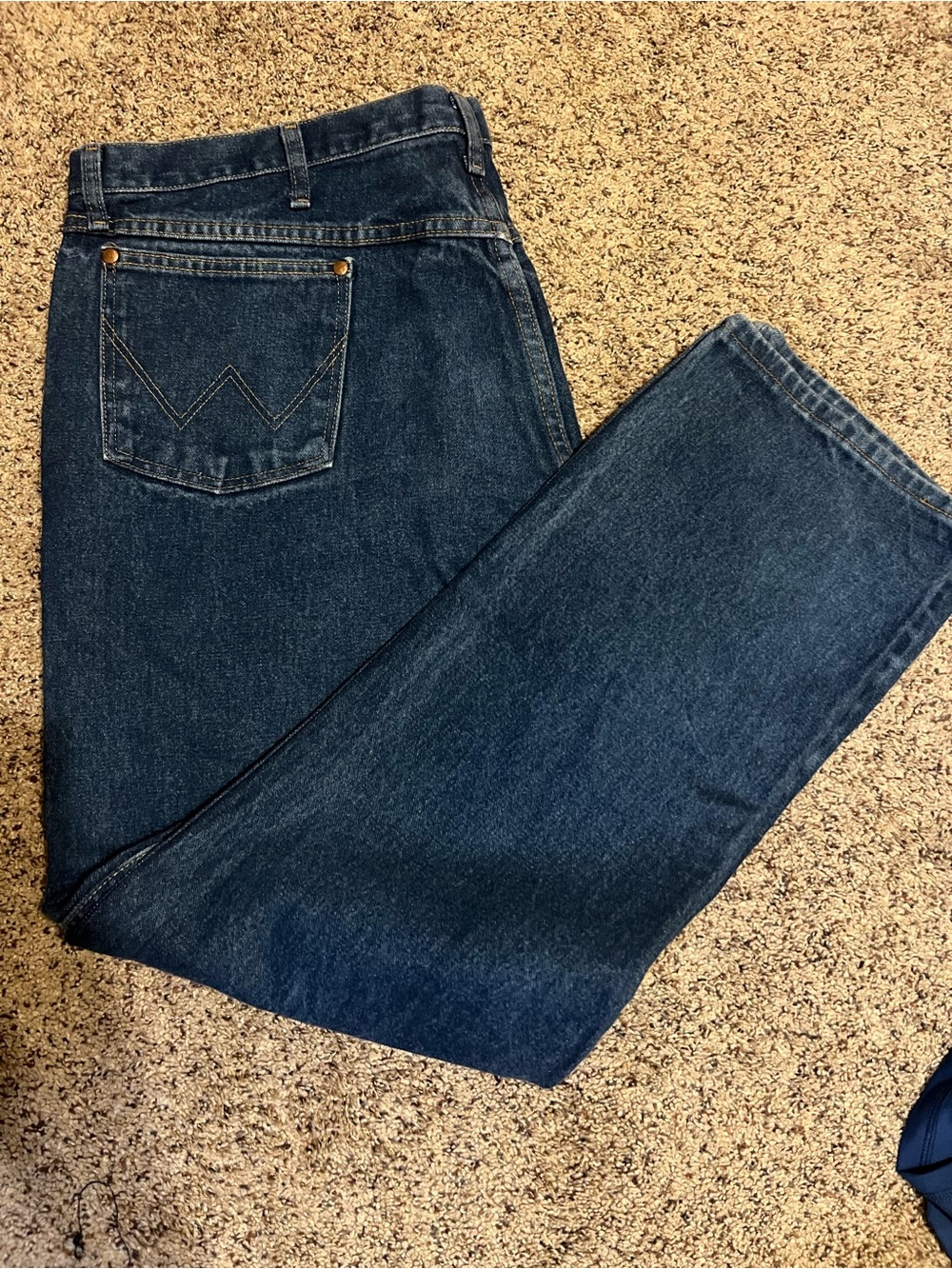 Wrangler Men’s Dark Blue Relaxed Fit Jeans